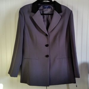 Jones Wear Womans Suit Size 18 NWT, Same Day Ship!